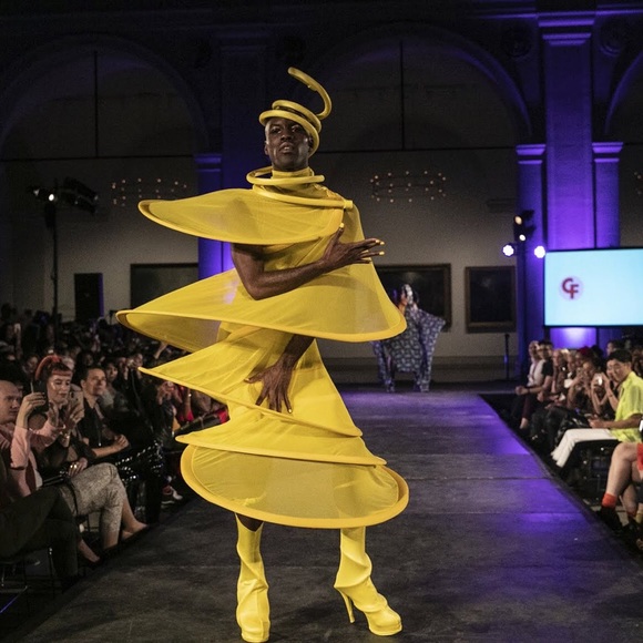 Hosting Weekend Basics Posh Party!!! Nov 2, 2019 - Picture 2 of 5